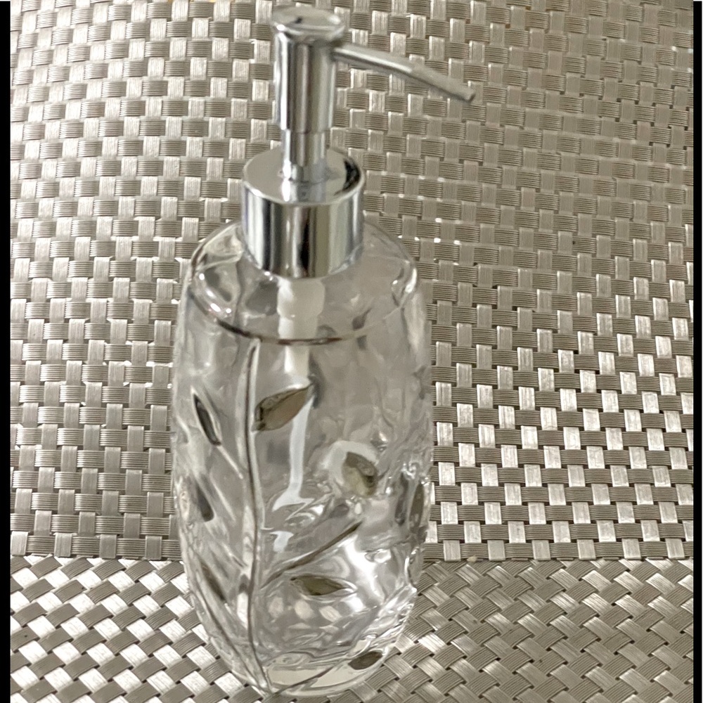 Bella Lux Dispenser